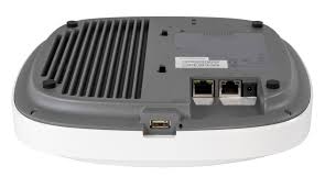 XR560 High Performance Wi-Fi 6E Access Point